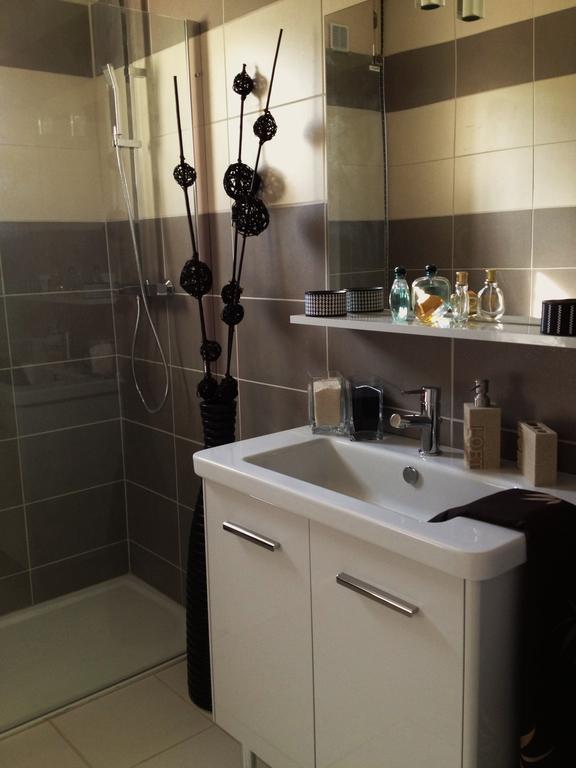 La Bastide De L'Issole Apartment Besse-sur-Issole Cameră foto